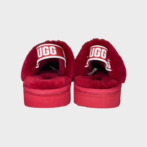 Ugg Red Fluff Yeah Clogs - Picture 5 of 6